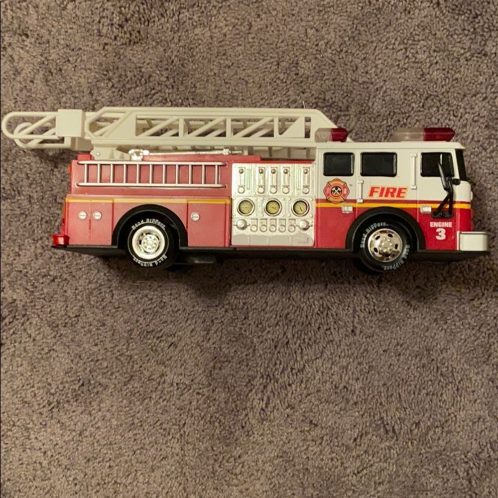 Light up fire truck
